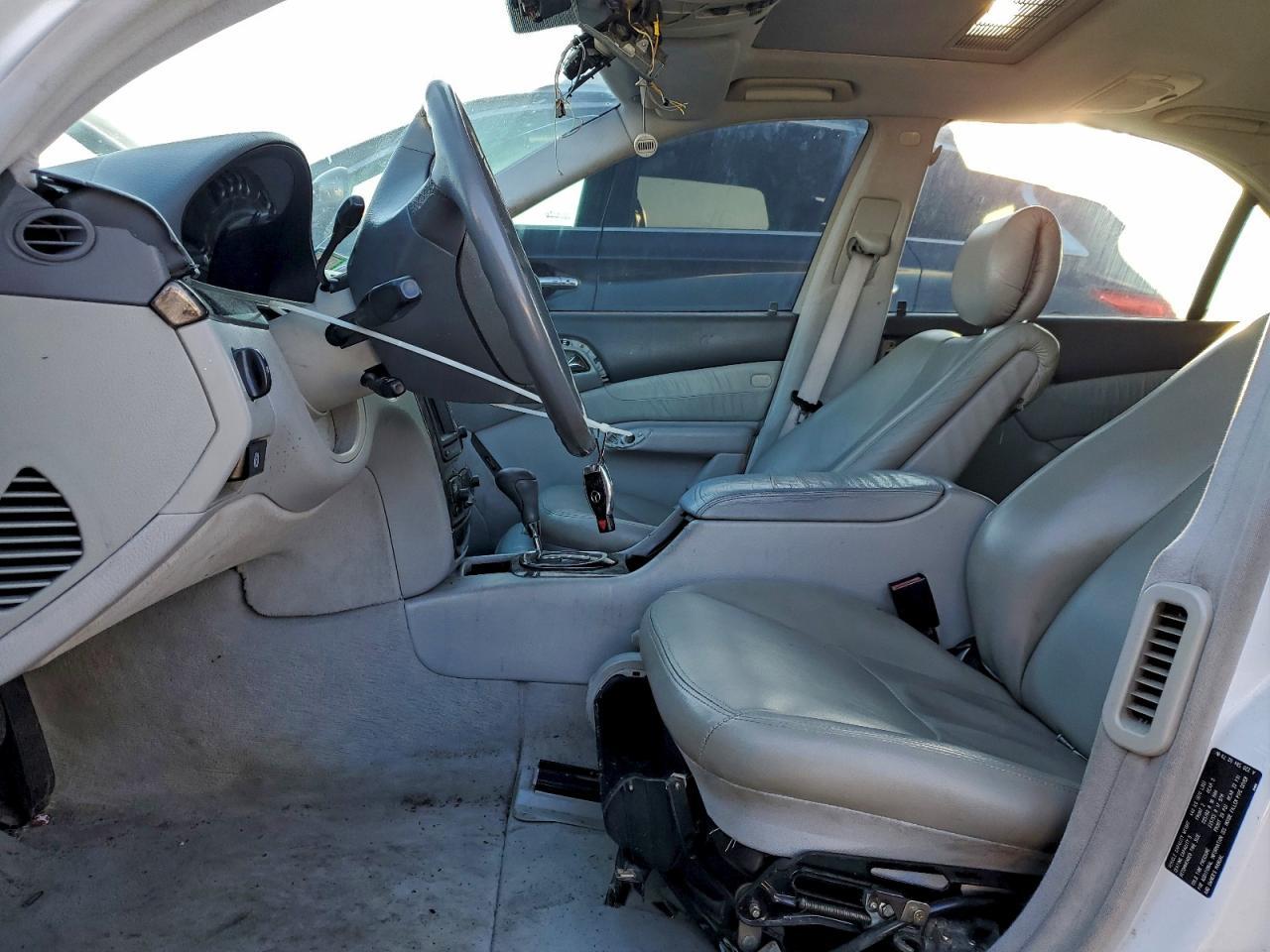 2000 Mercedes-Benz S 500 - Image 7