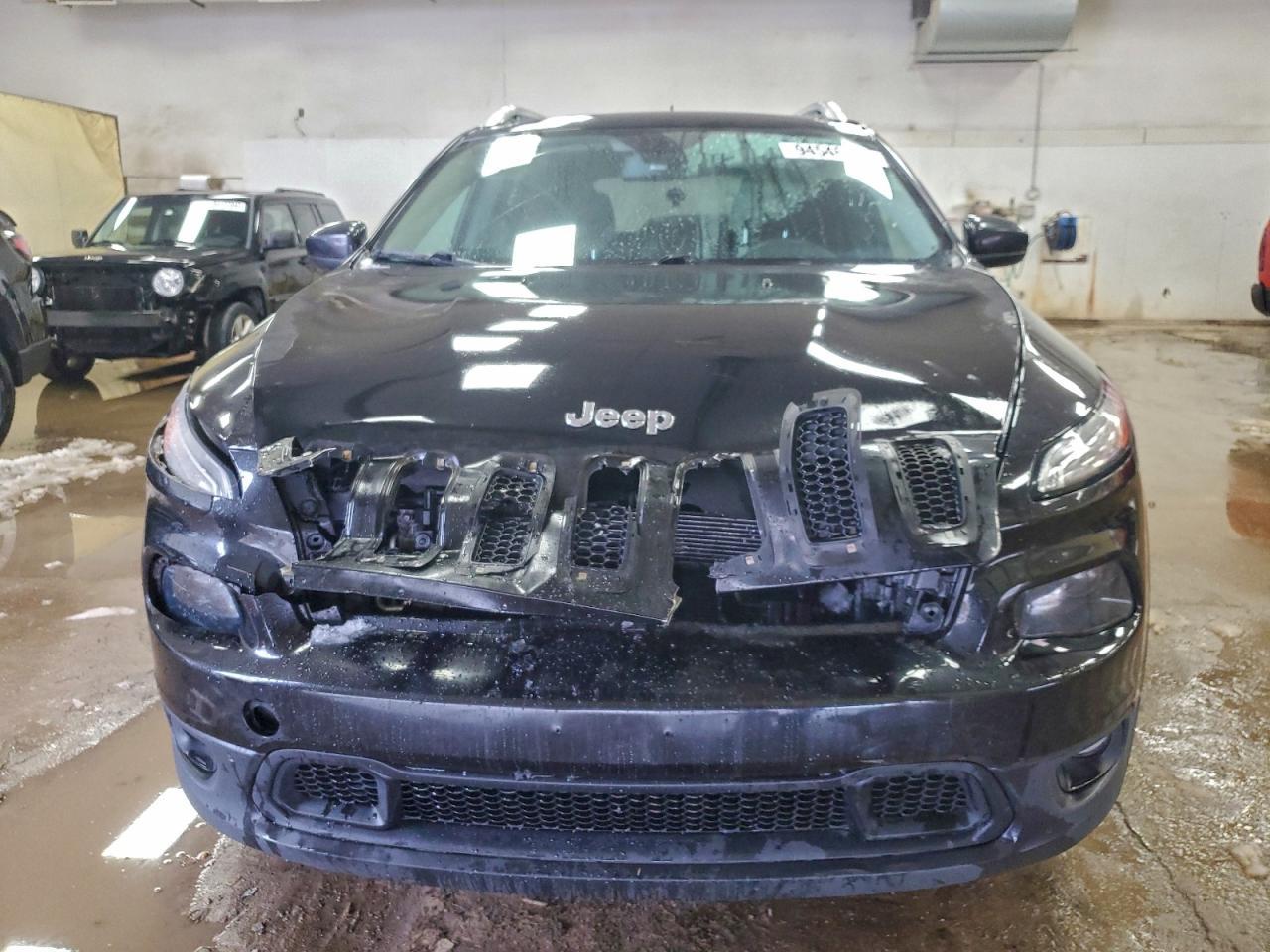 2015 Jeep Cherokee Latitude - Image 5