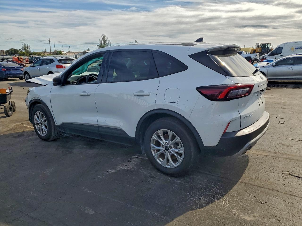 2025 Ford Escape Active - Фото 2
