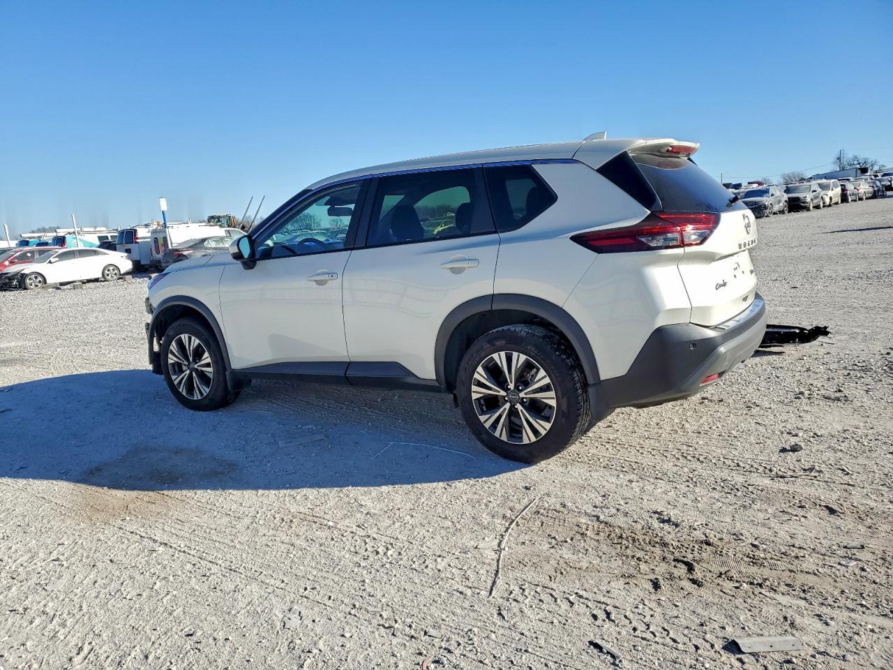 2023 Niss Rogue - Image 2