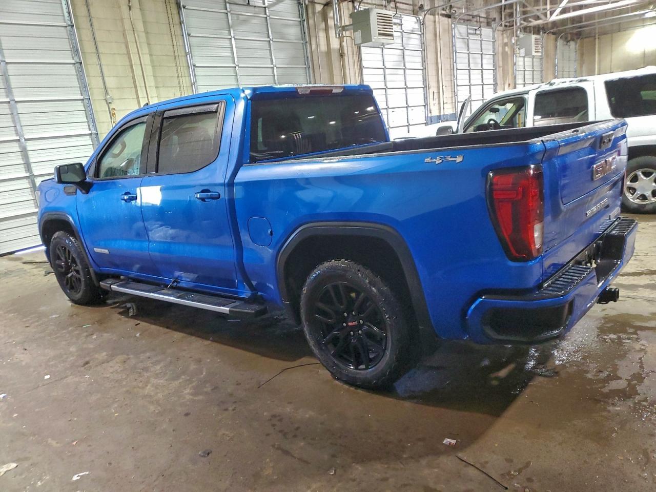2022 GMC Sierra K1500 Elevation - Фото 2