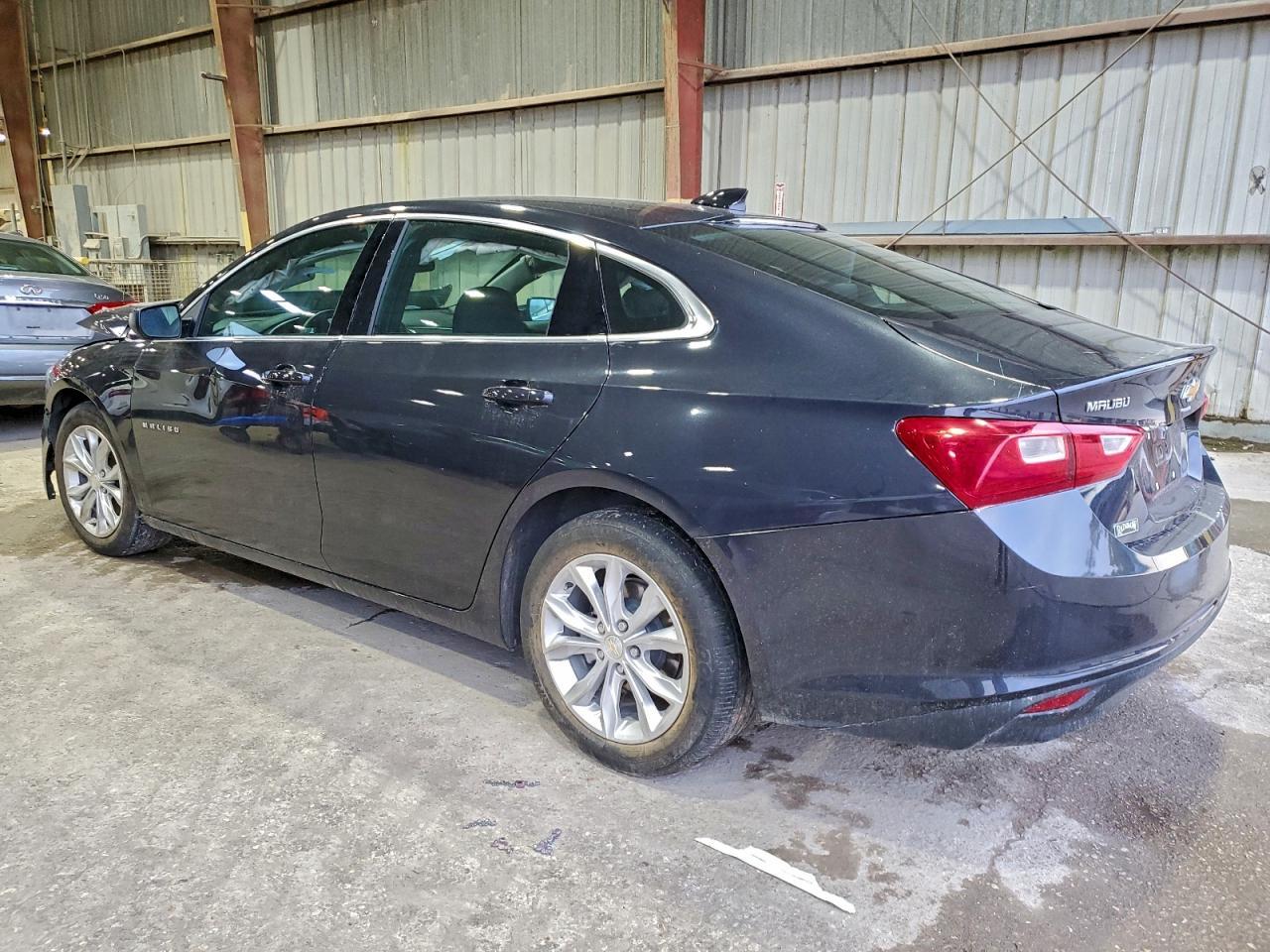 2023 Chevrolet Malibu Lt - Image 2