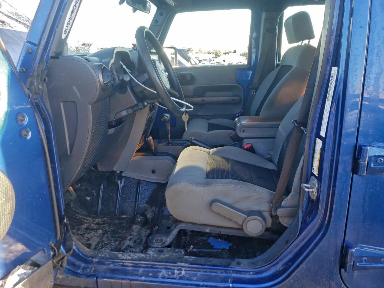 2010 Jeep Wrangler Unlimited Sport - Фото 7