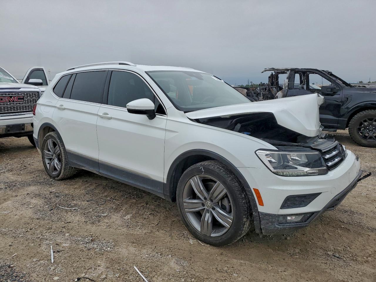 2021 Volkswagen Tiguan Se - Фото 4