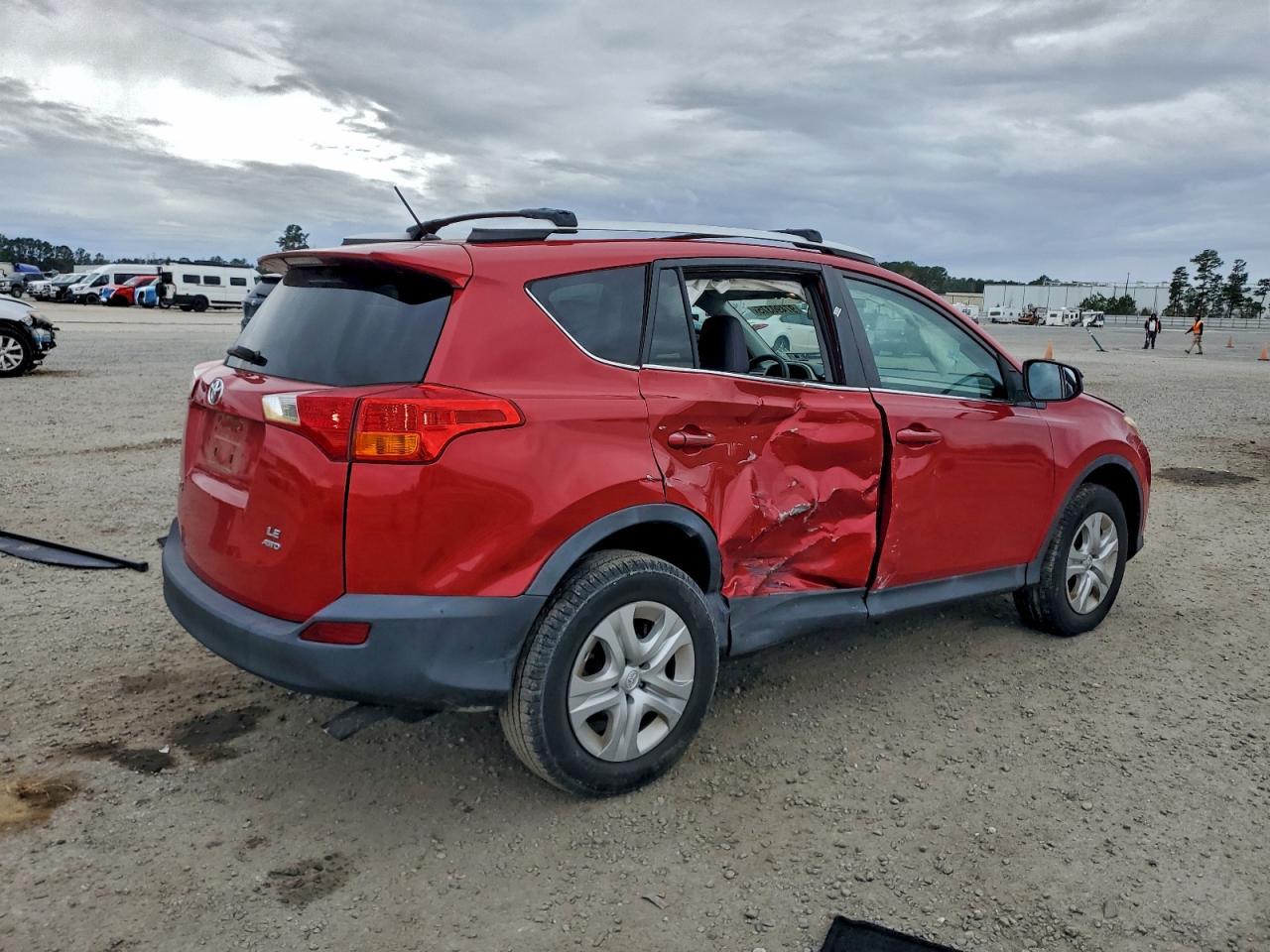 2015 Toyota Rav4 Le - Фото 3