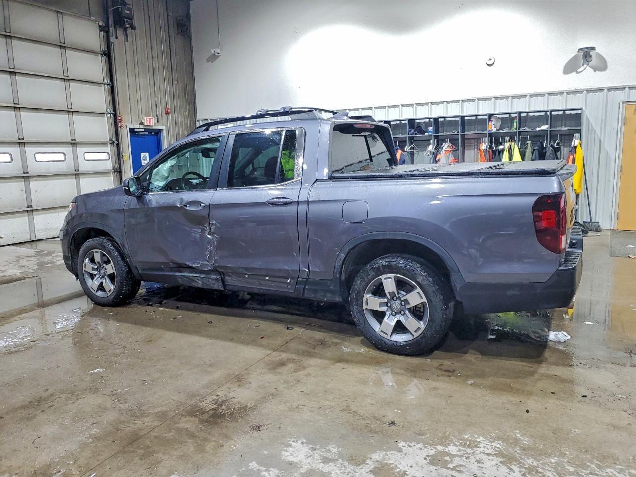 2025 Honda Ridgeline Rtl - Image 2