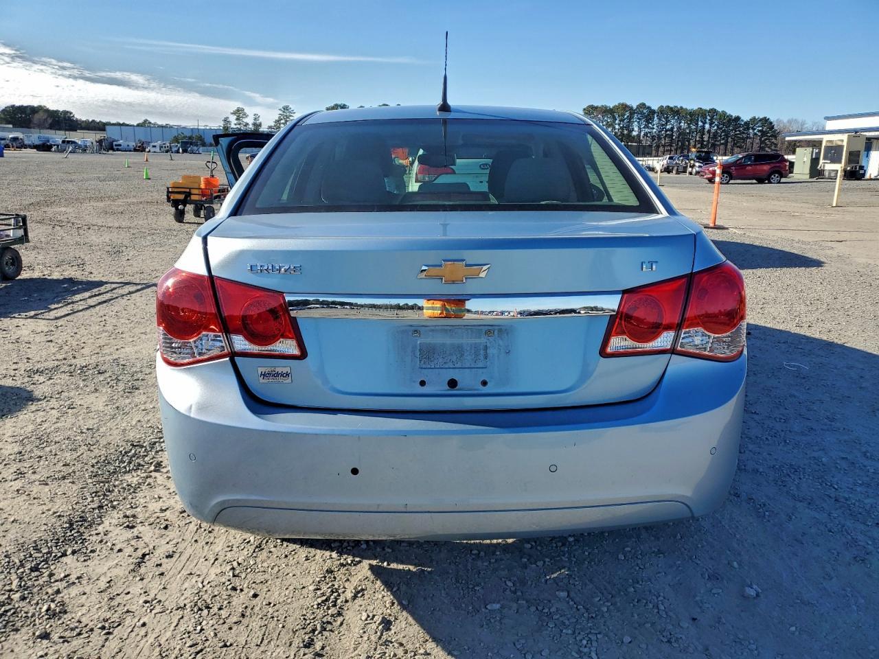 2011 Chevrolet Cruze Lt - Image 6