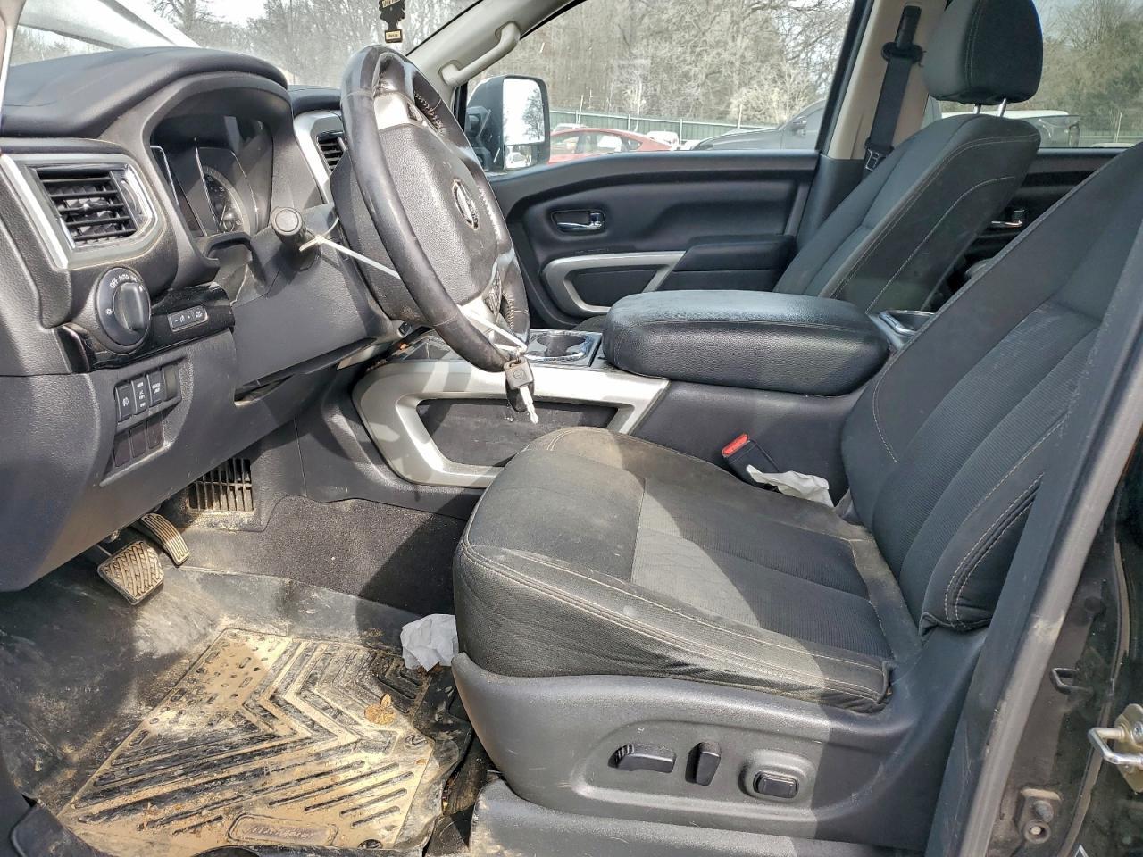 2017 Nissan Titan Sv - Фото 7