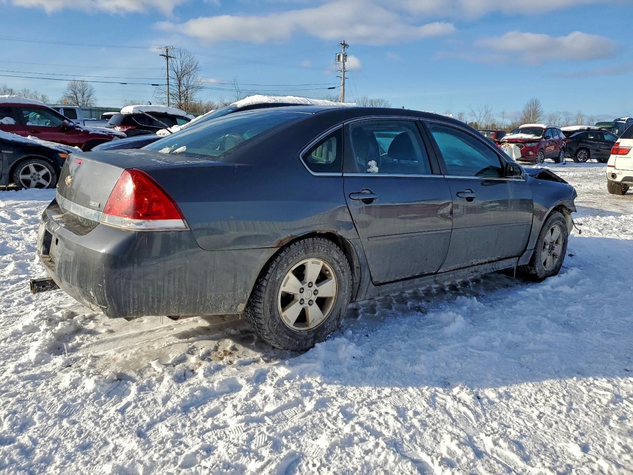 2011 Chevrolet Impala - Image 3