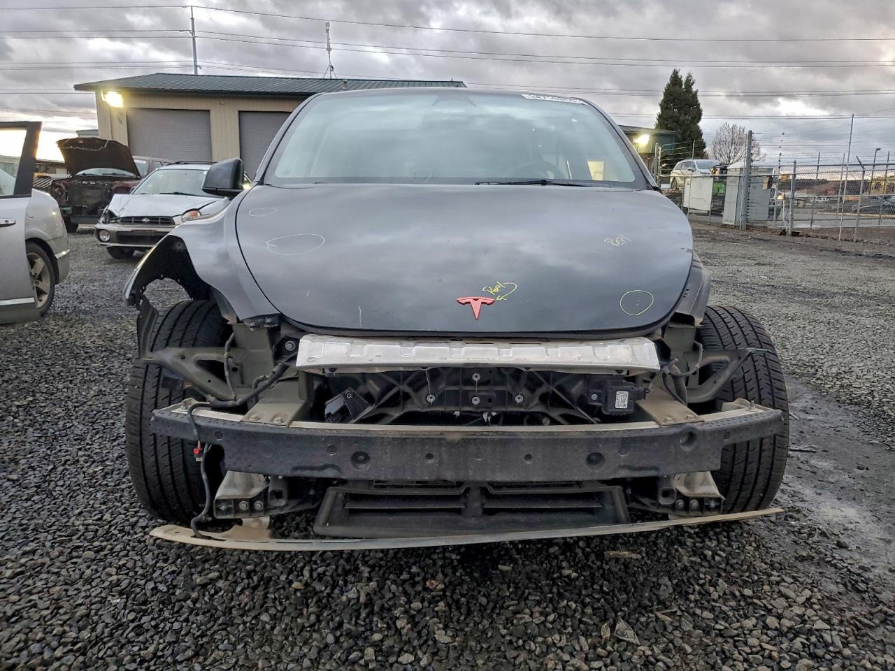 2022 Tesla Model Y - Image 5