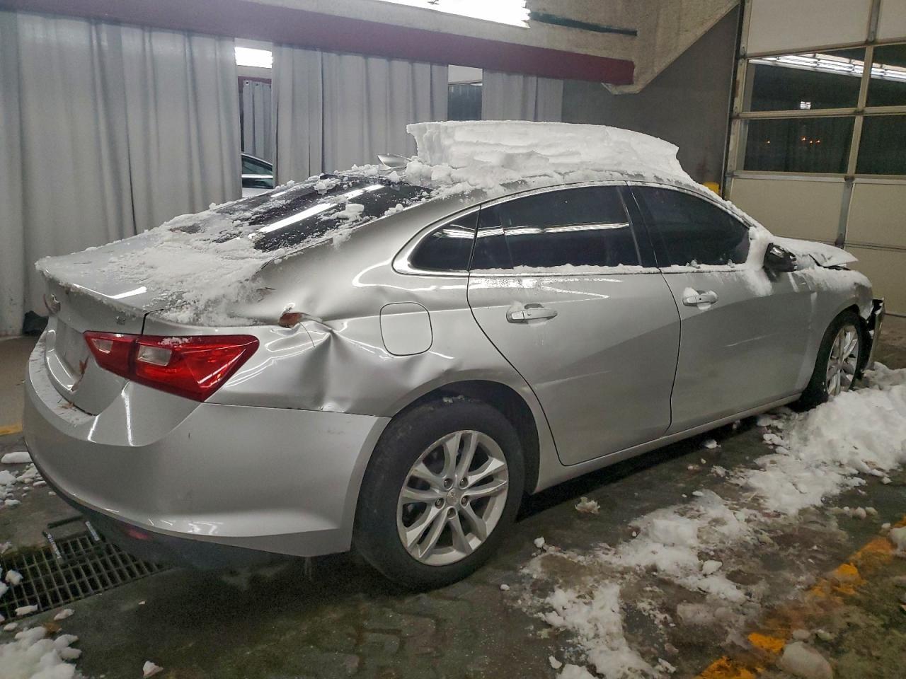 2017 Chevrolet Malibu Lt - Фото 3