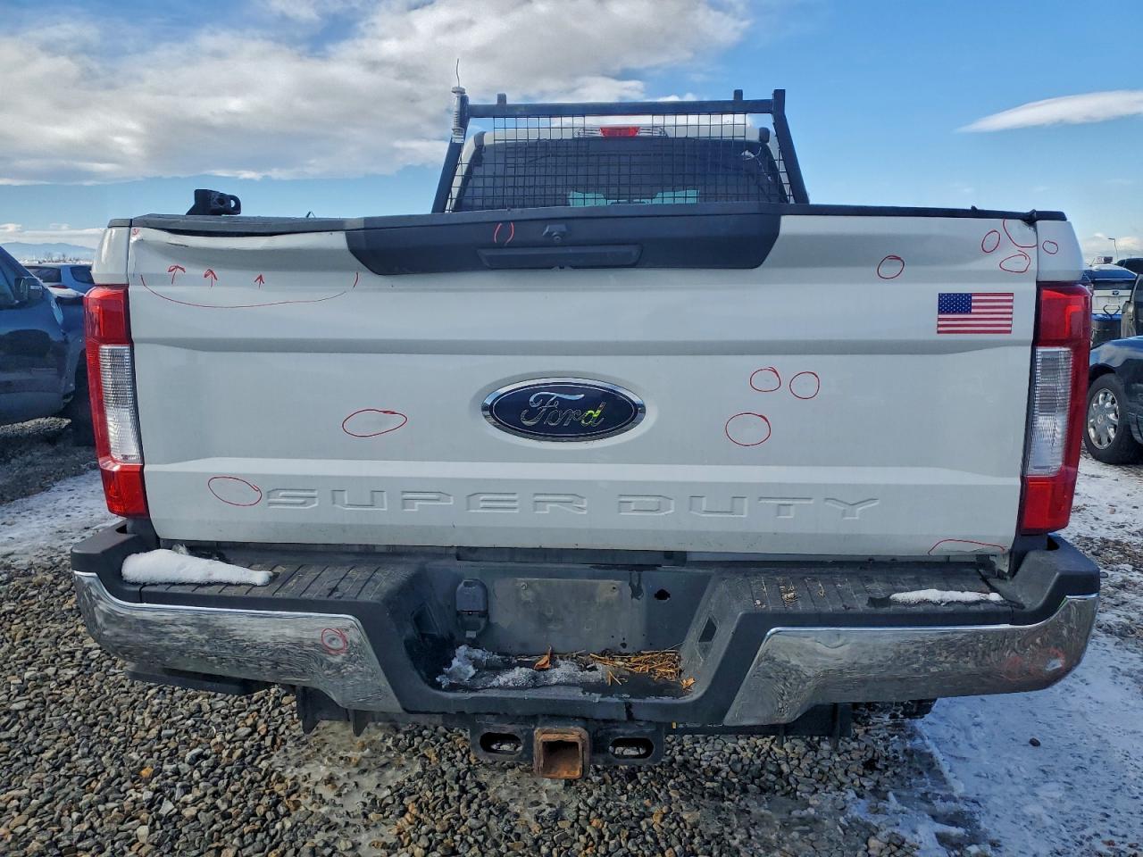 2019 Ford F350 Super Duty - Фото 6