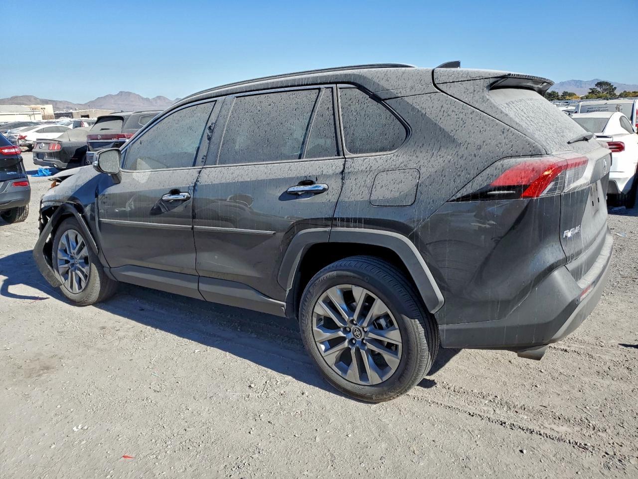 2025 Toyota Rav4 Limited - Фото 2