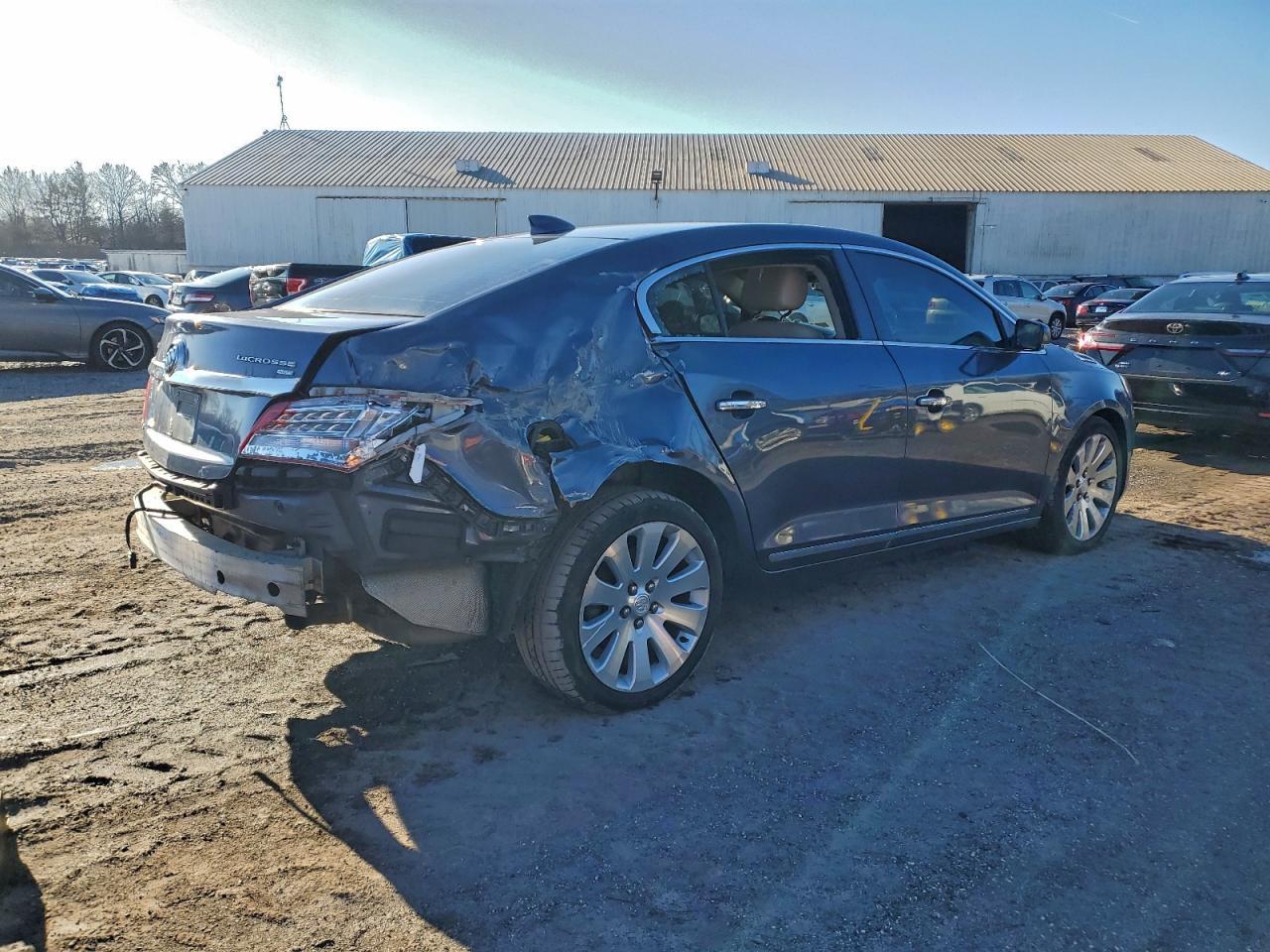 2015 Buick Lacrosse Premium - Фото 3