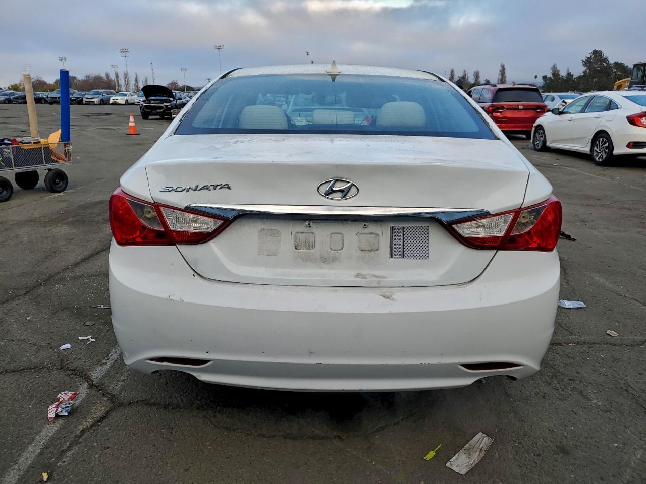 2013 Hyundai Sonata Gls - Image 6