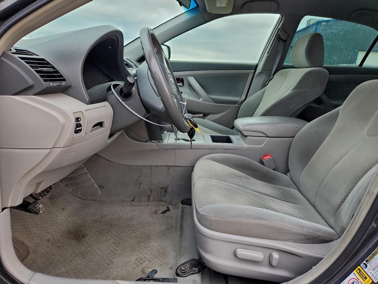2009 Toyota Camry Base - Image 7