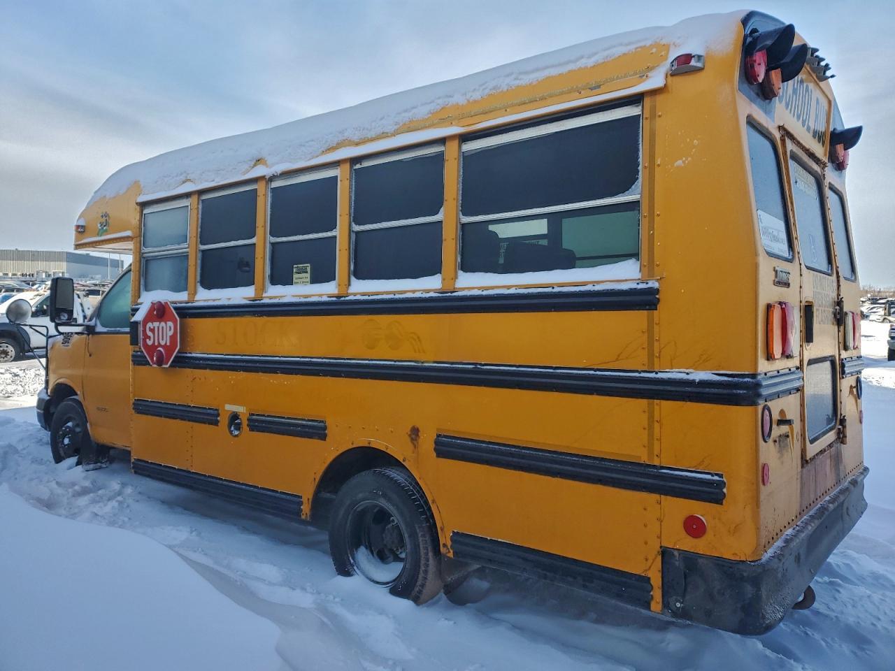 2010 Chevrolet Express Cu - Фото 2