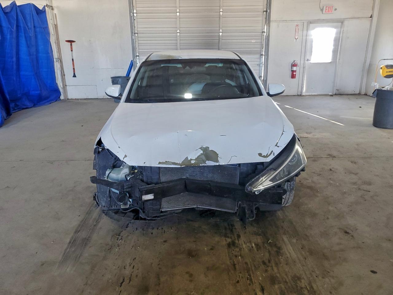 2020 Hyundai Elantra Se - Фото 5