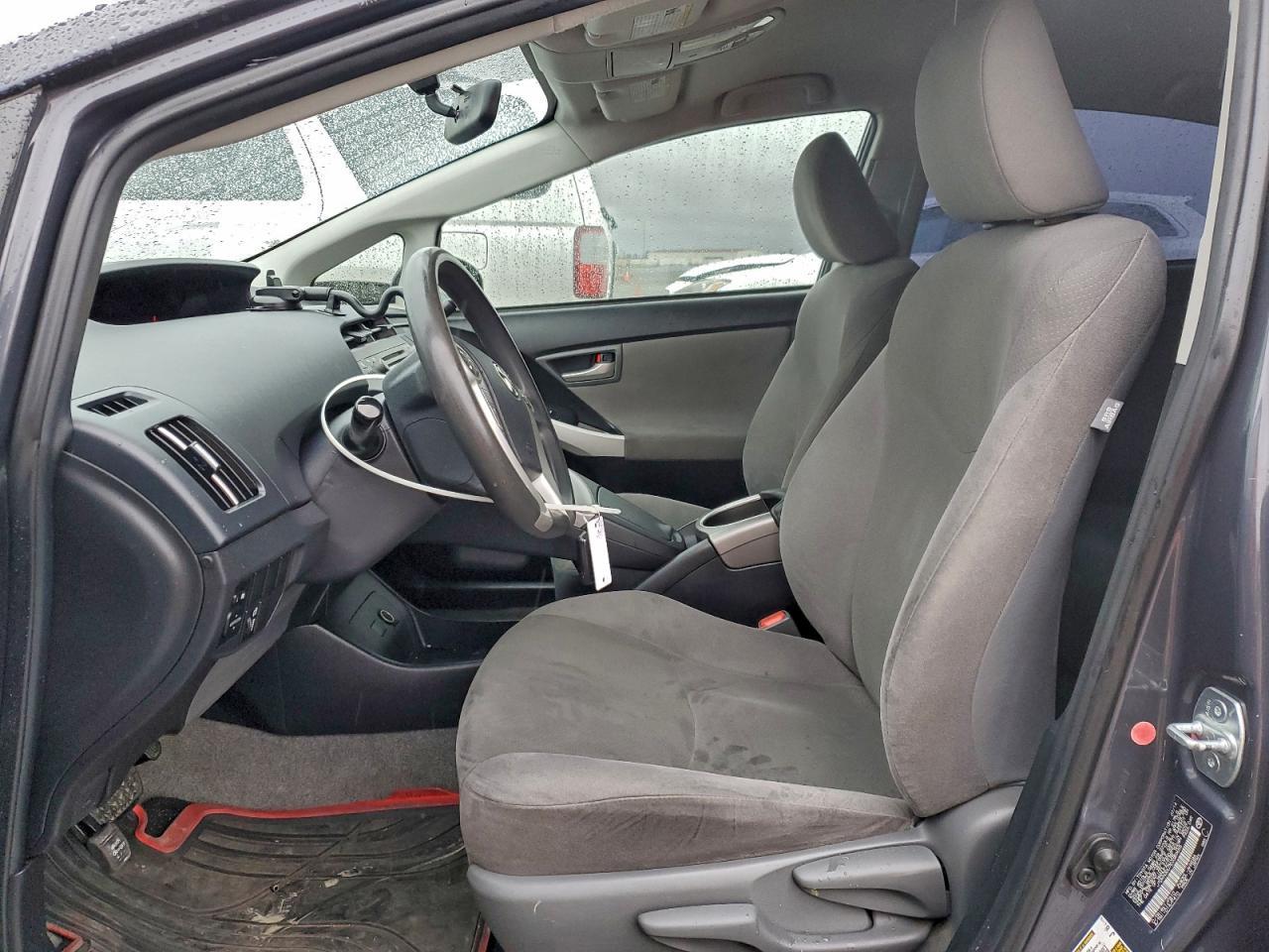 2014 Toyota Prius - Фото 7