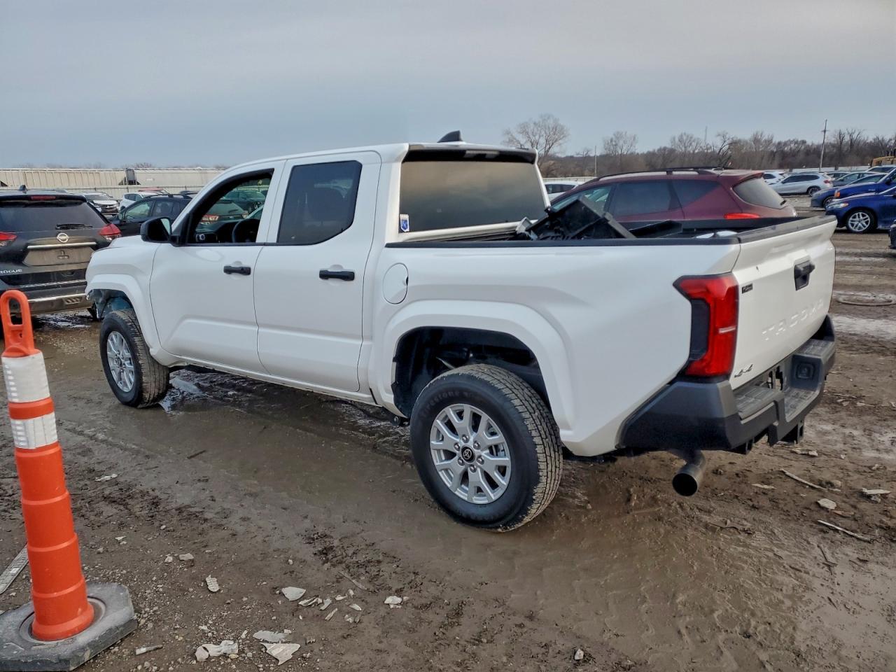 2025 Toyota Tacoma Double Cab - Фото 2