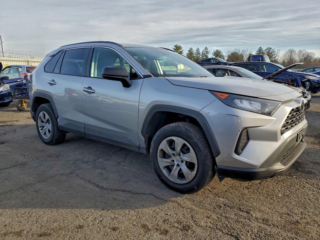 2021 Toyota Rav4 Le - Фото 4