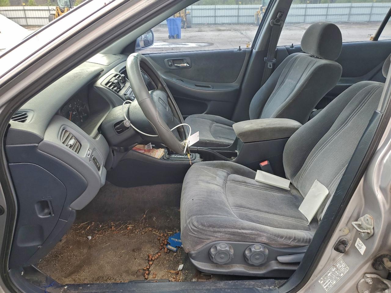 2000 Honda Accord Lx - Image 7