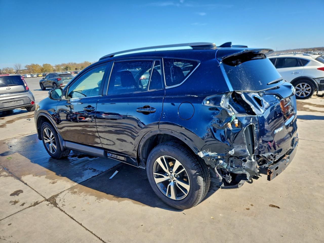 2017 Toyota Rav4 Xle - Фото 2