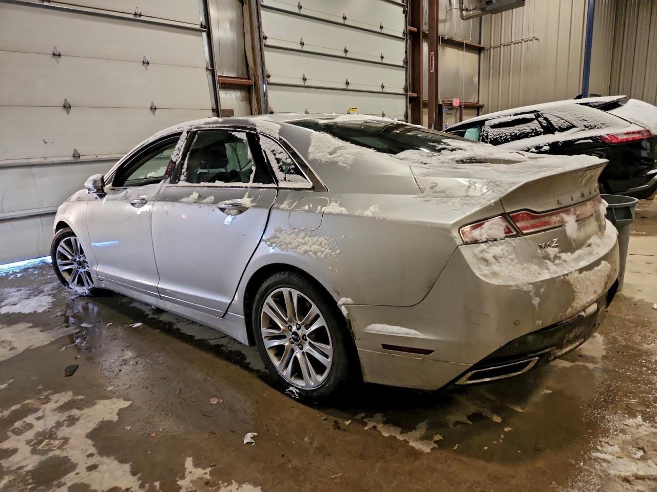 2016 Lincoln Mkz - Image 2