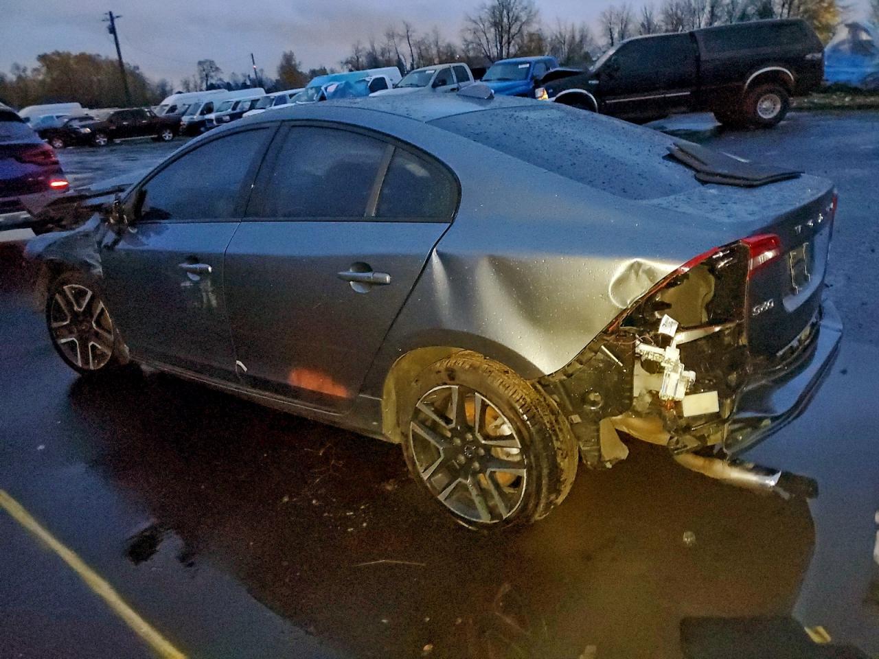 2017 Volvo S60 Dynamic - Фото 2