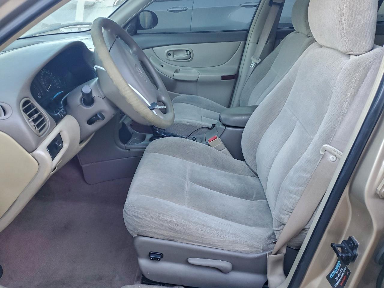 2000 Oldsmobile Intrigue Gx - Image 7