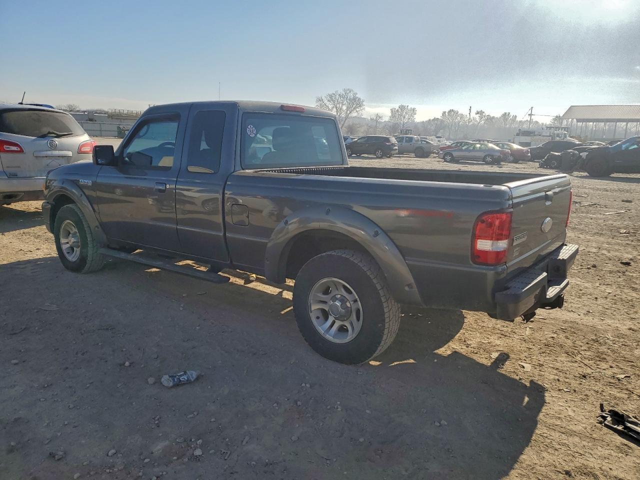 2010 Ford Ranger Super Cab - Фото 2