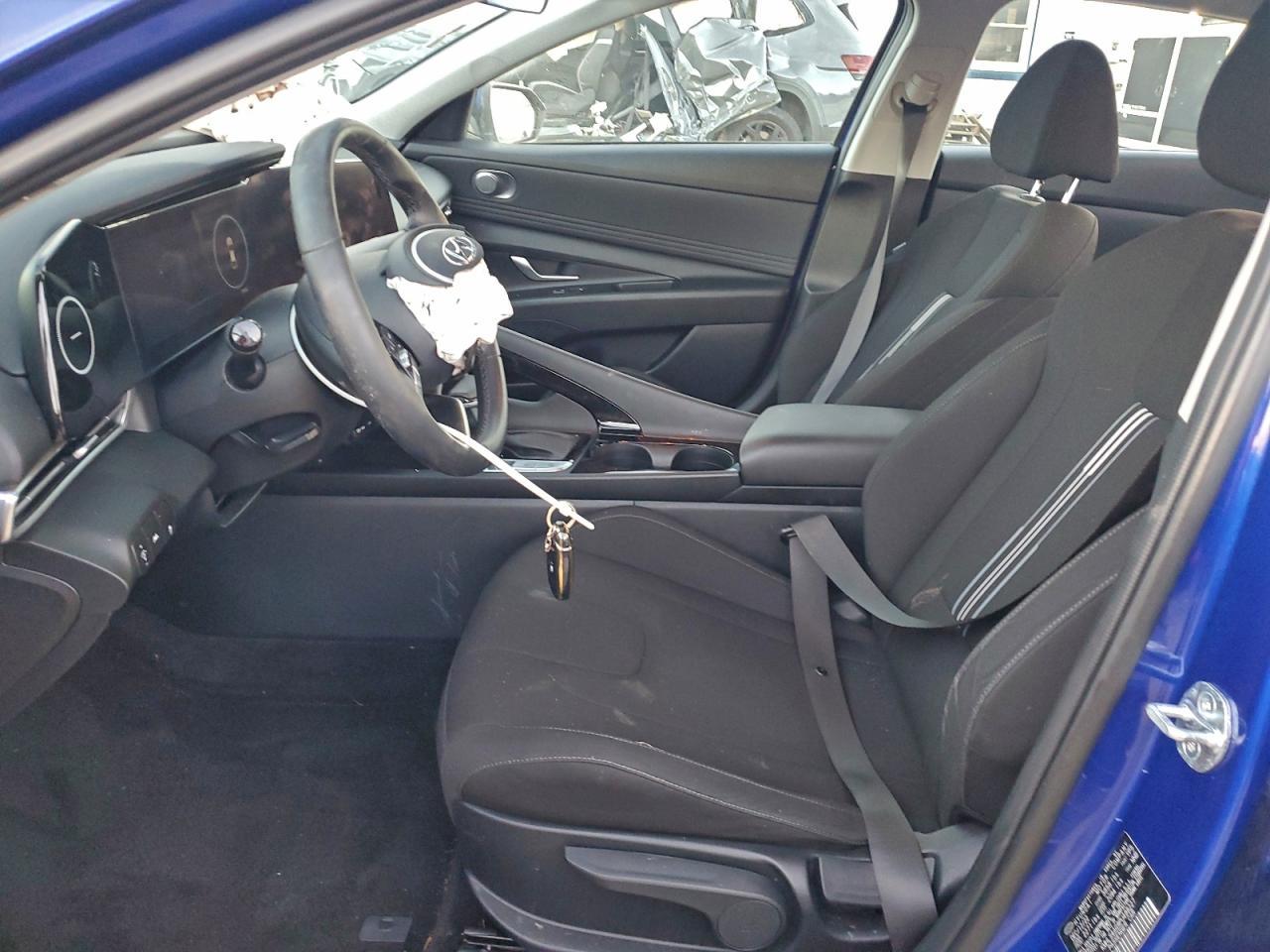 2023 Hyundai Elantra Sel - Image 7