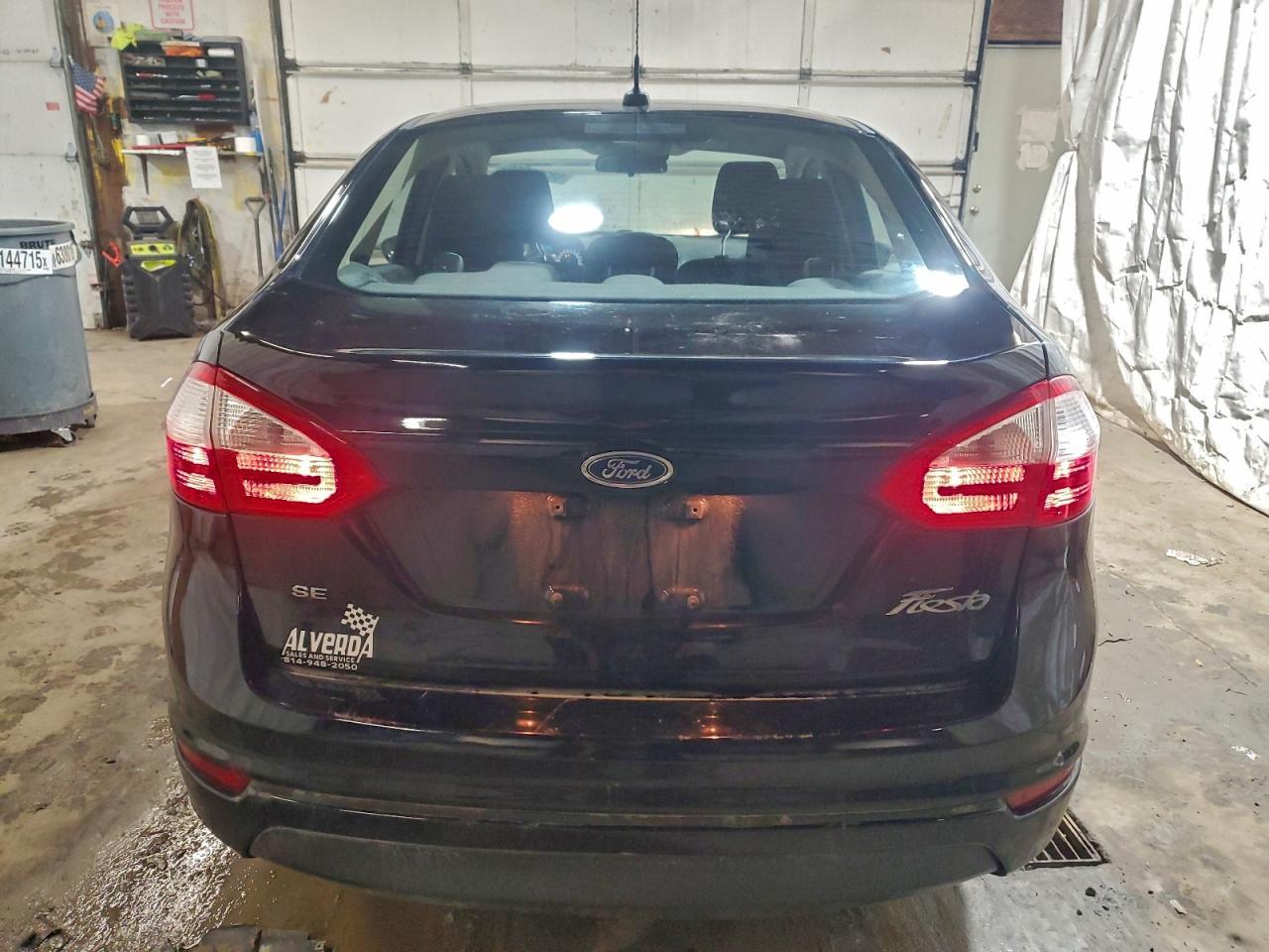 2016 Ford Fiesta Se - Image 6