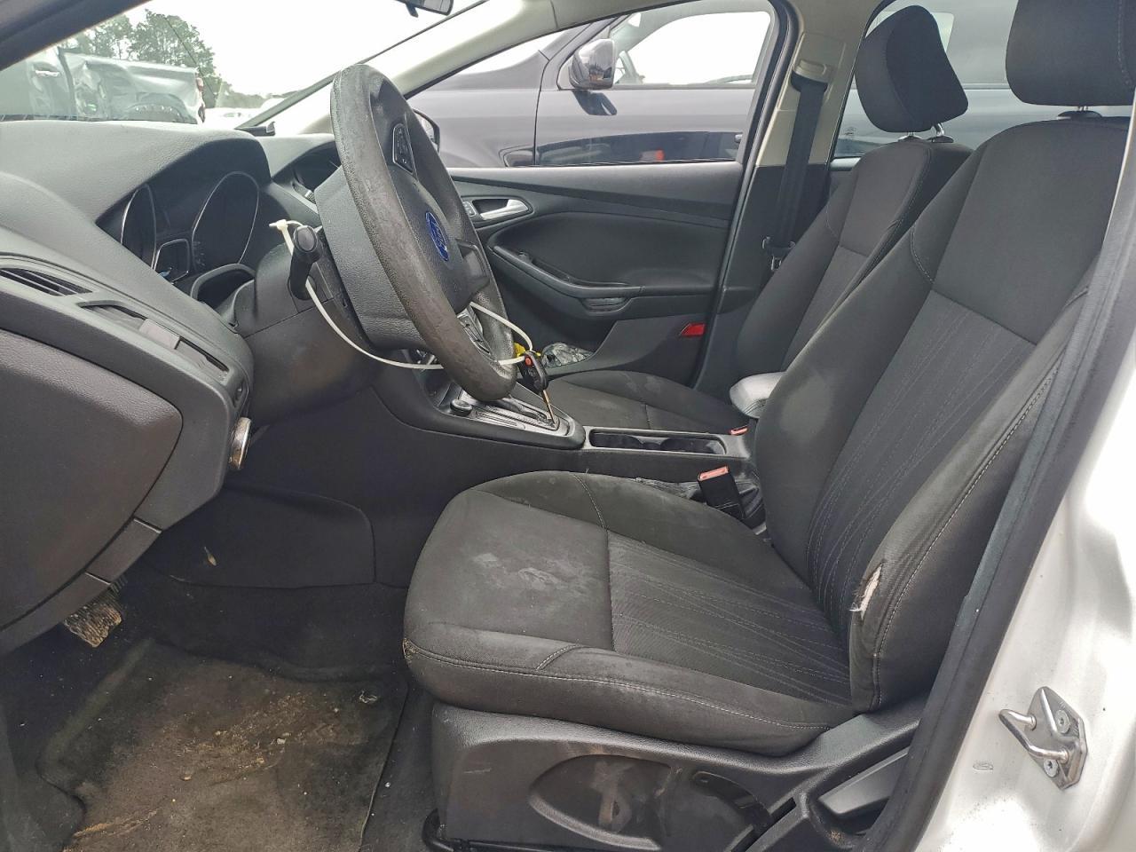 2015 Ford Focus Se - Image 7