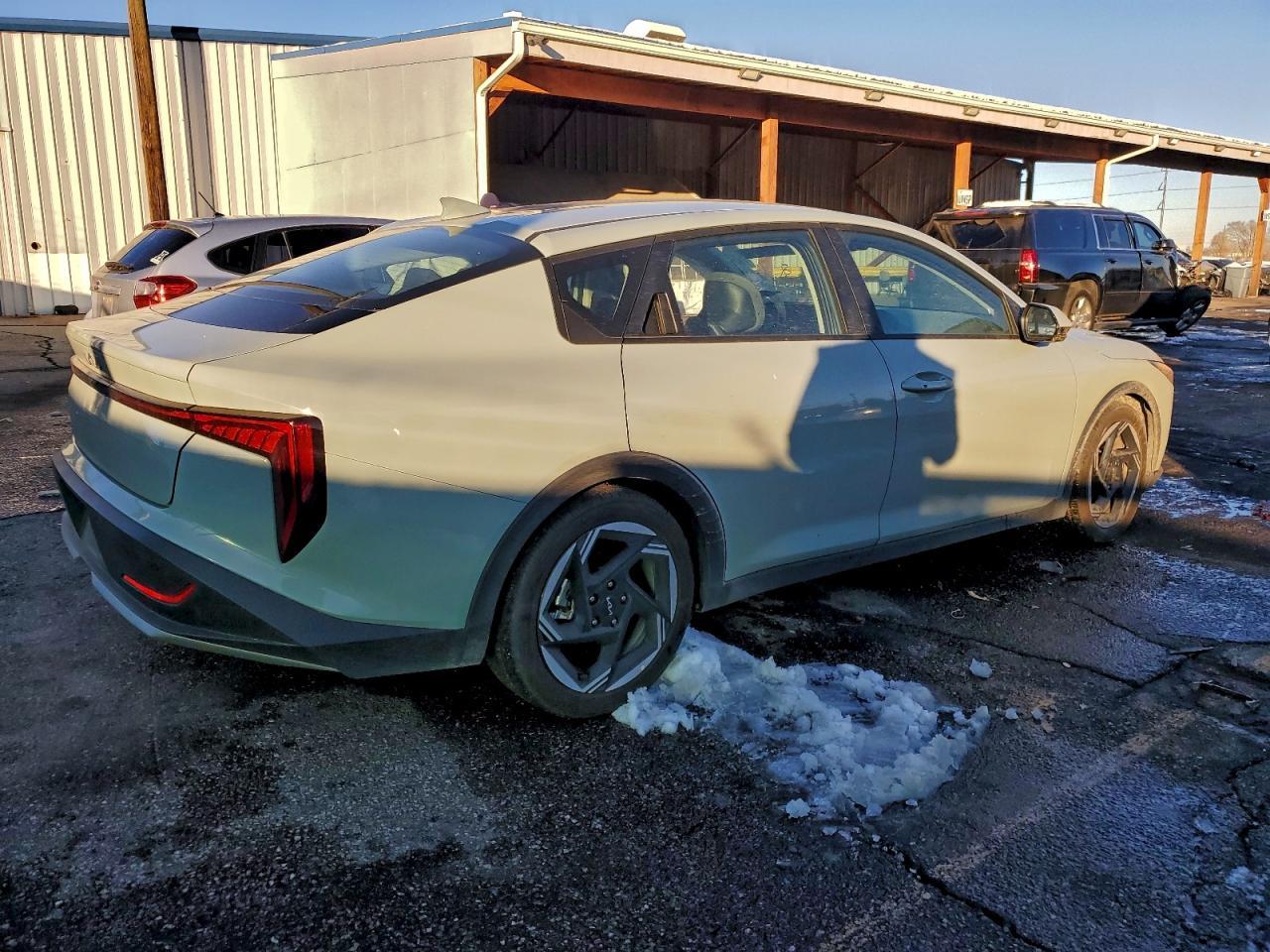 2025 Kia K4 Ex - Image 3