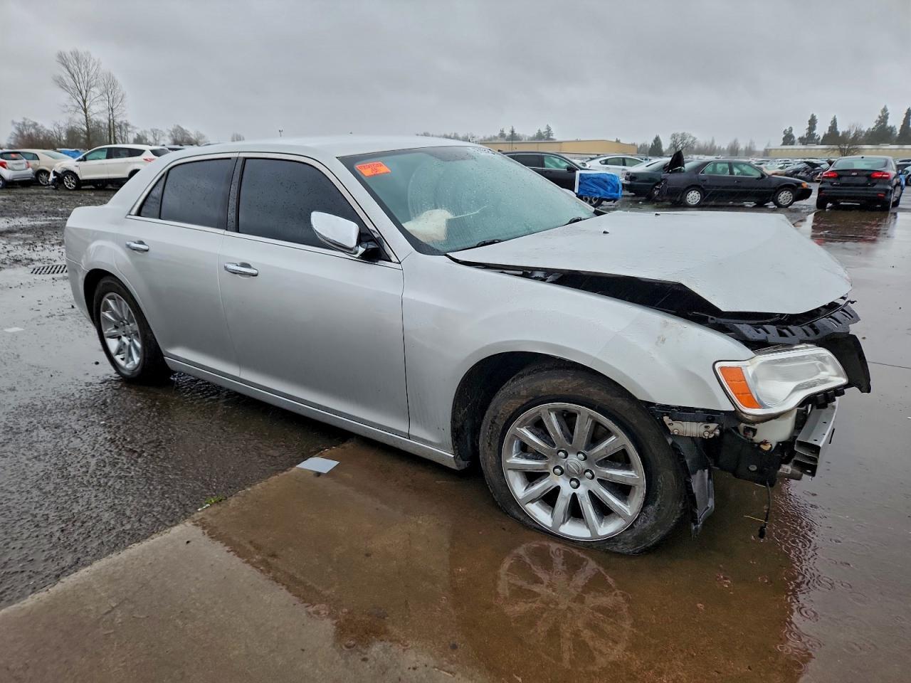 2012 Chrysler 300 Limited - Image 4