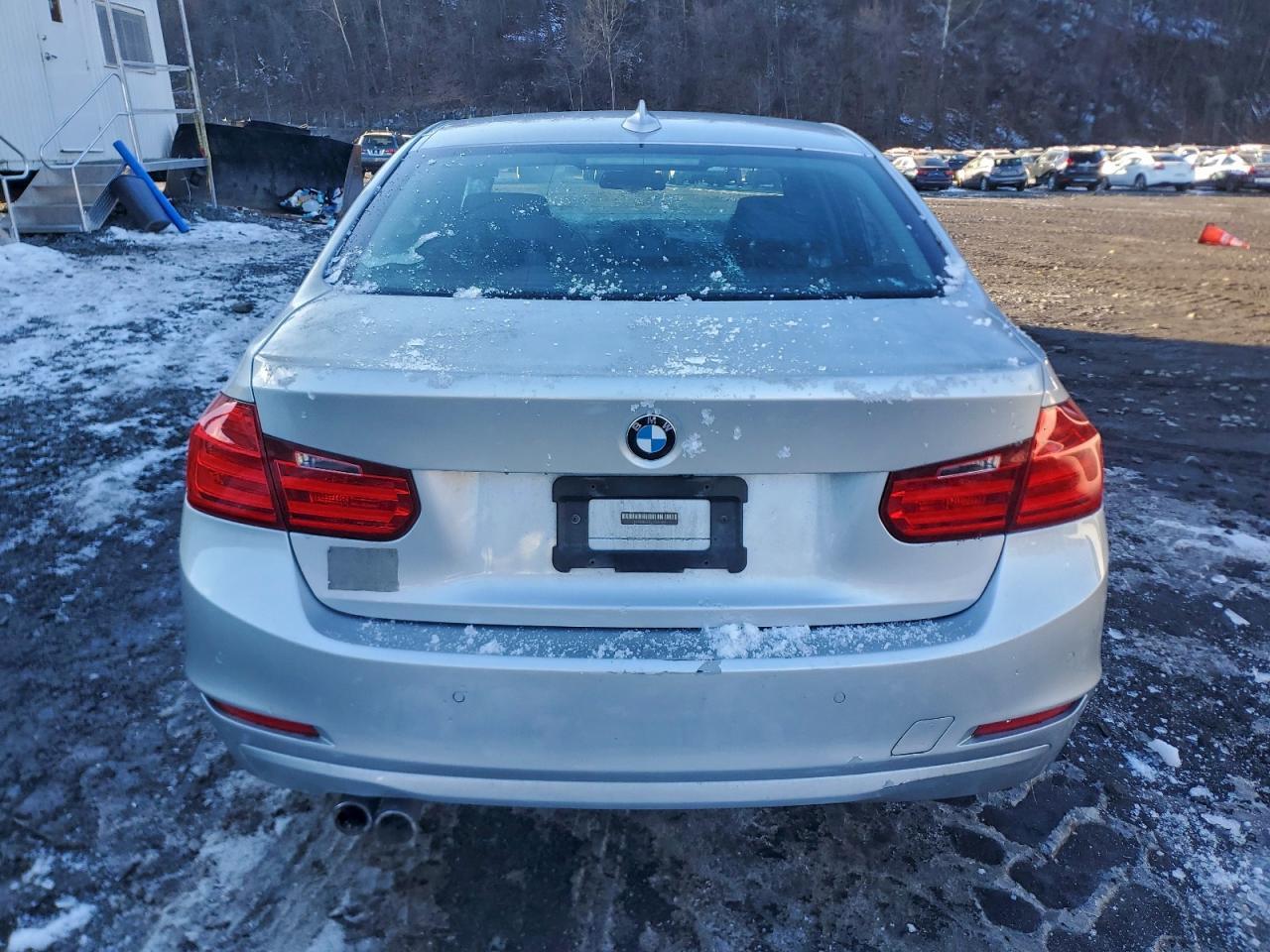 2015 BMW 328 Xi Sulev - Фото 6