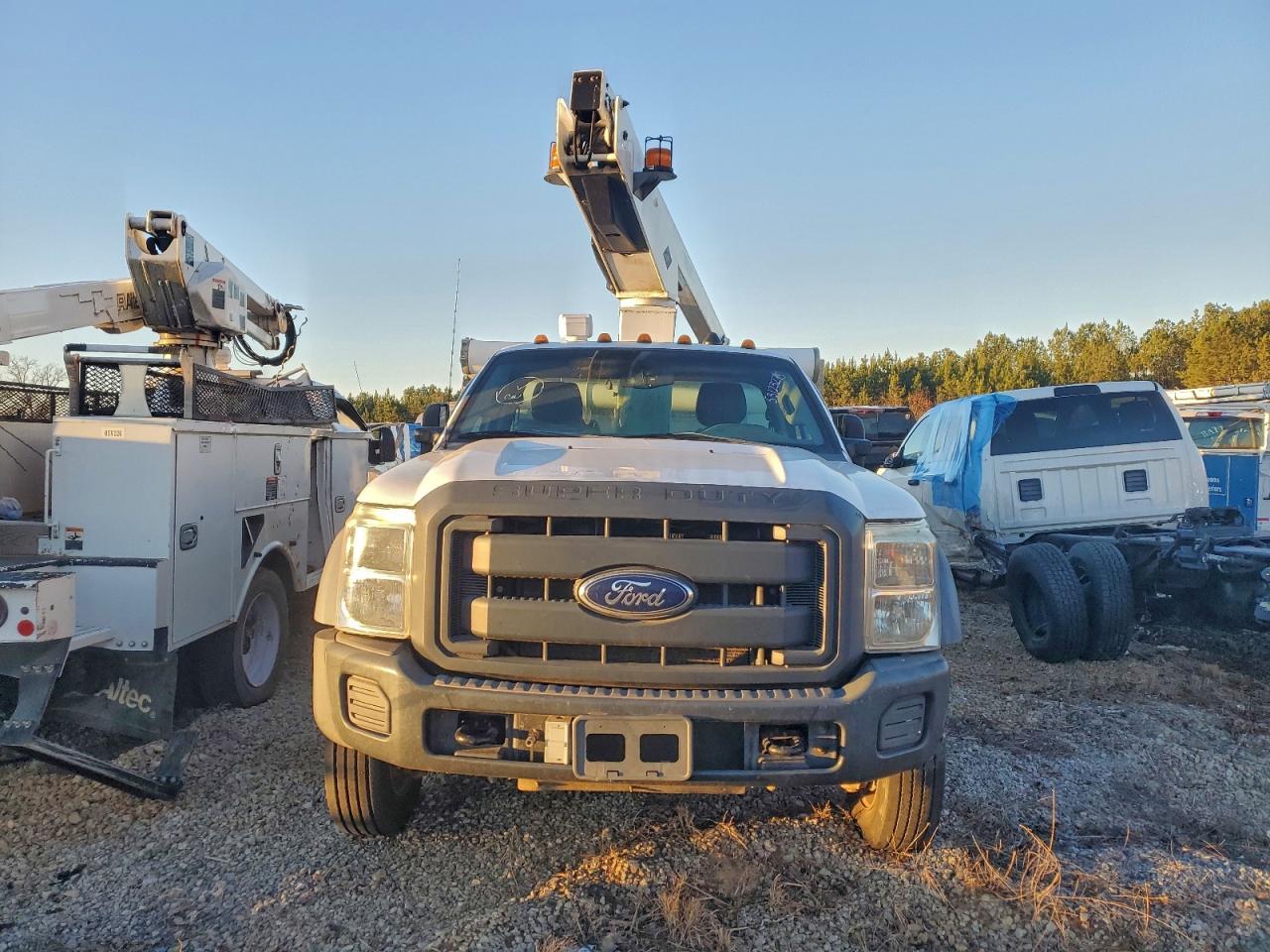 2013 Ford F450 Super Duty - Image 5