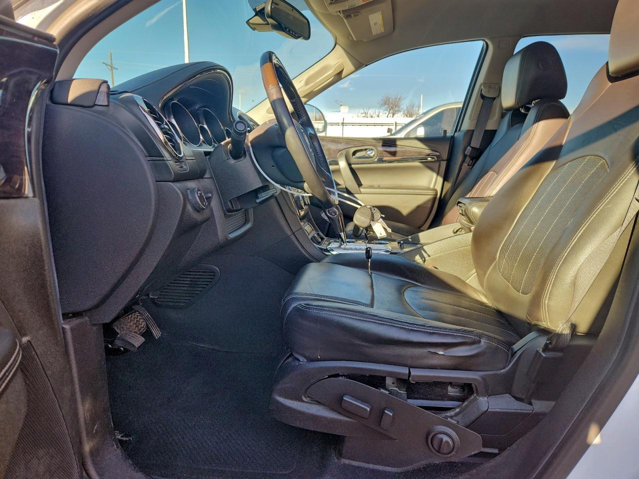 2017 Buick Enclave - Image 7