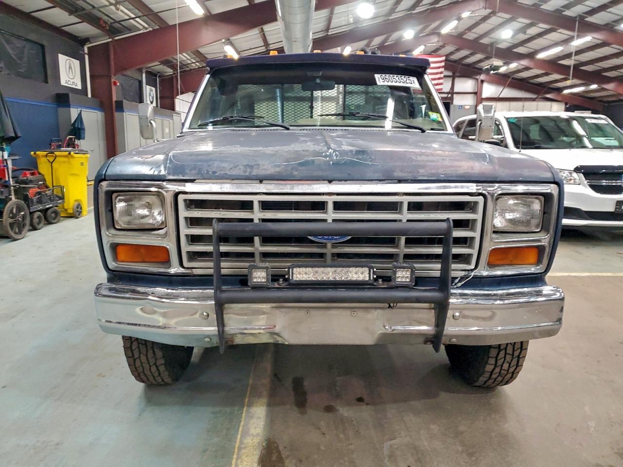 1986 Ford F350 - Image 5