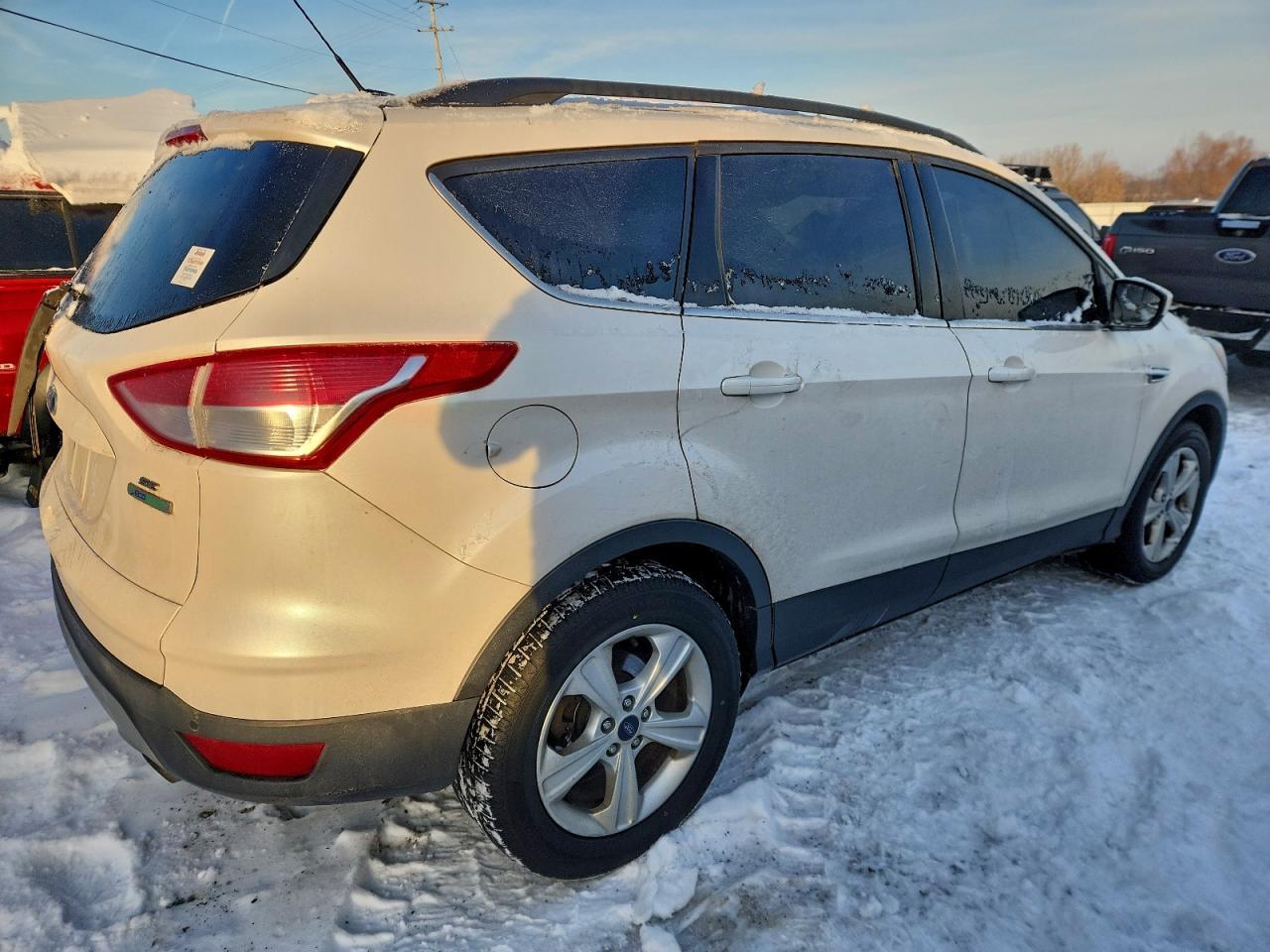 2016 Ford Escape Se - Фото 3