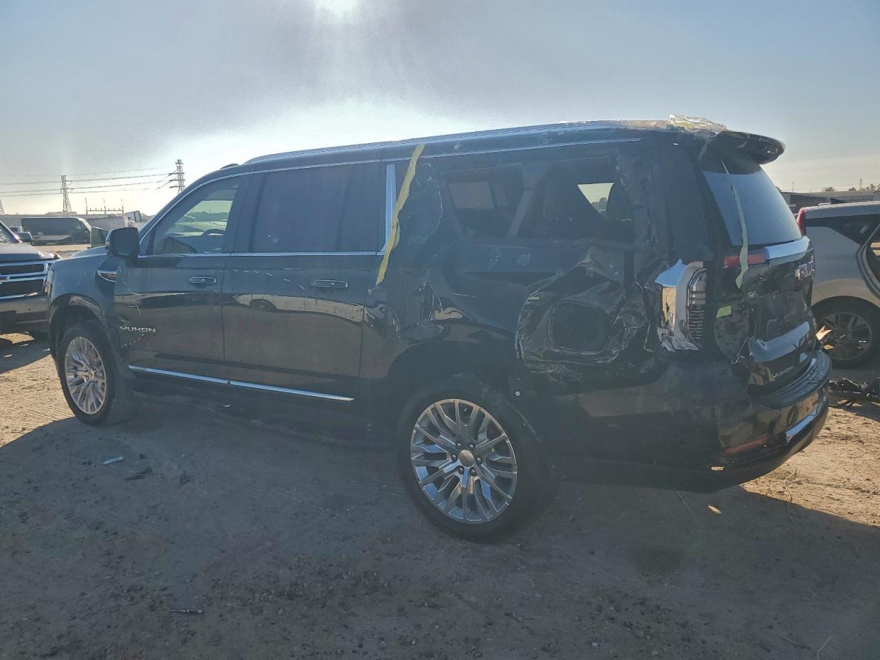 2025 GMC Yukon Xl Elevation - Фото 2