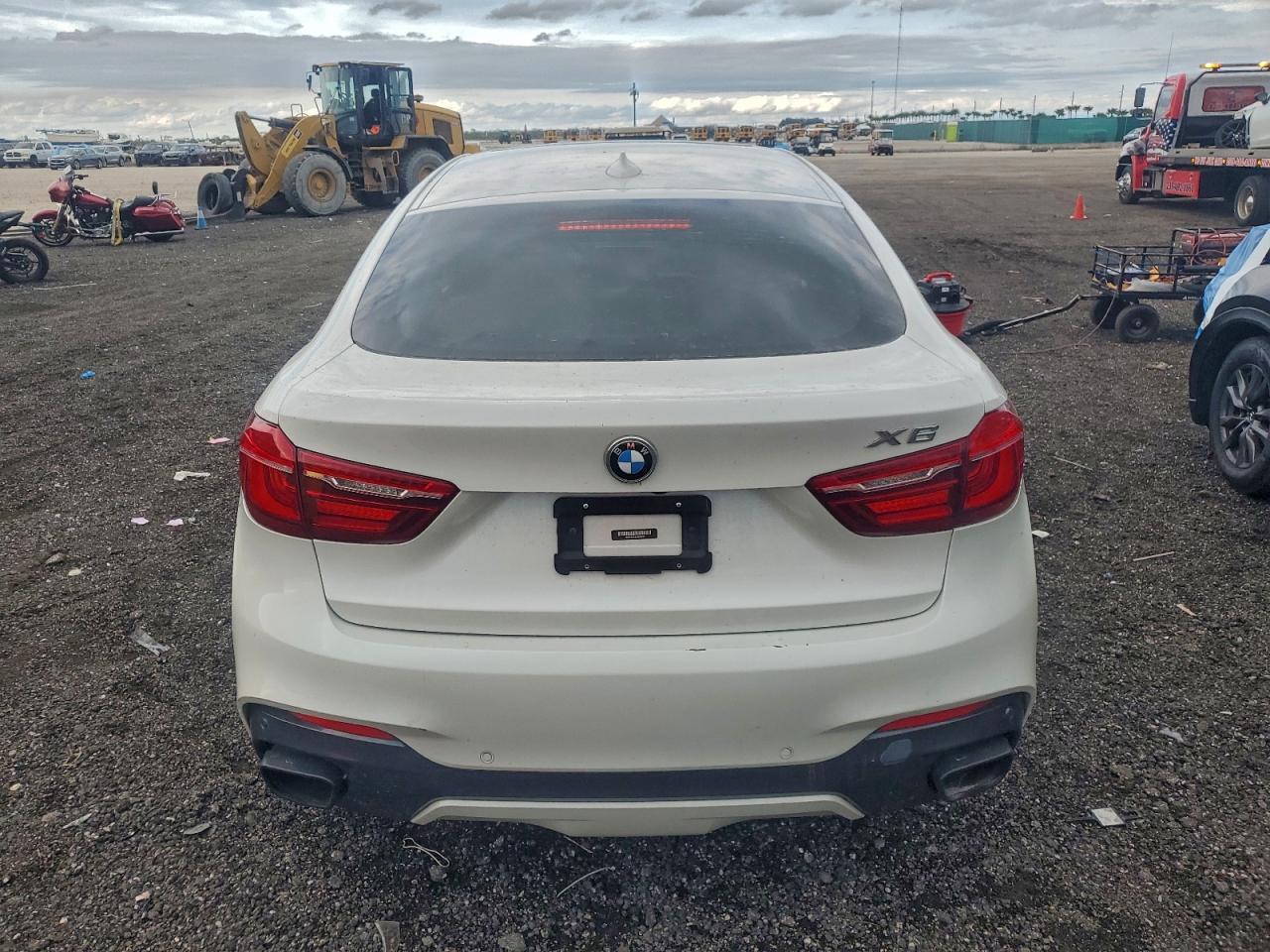 2018 BMW X6 xDrive50I - Image 6