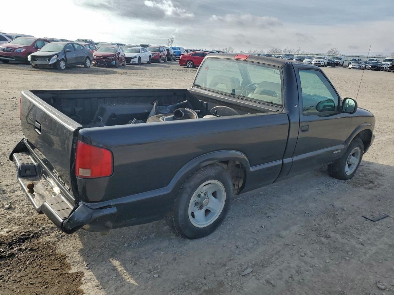 1997 Chevrolet S Truck S10 - Image 3