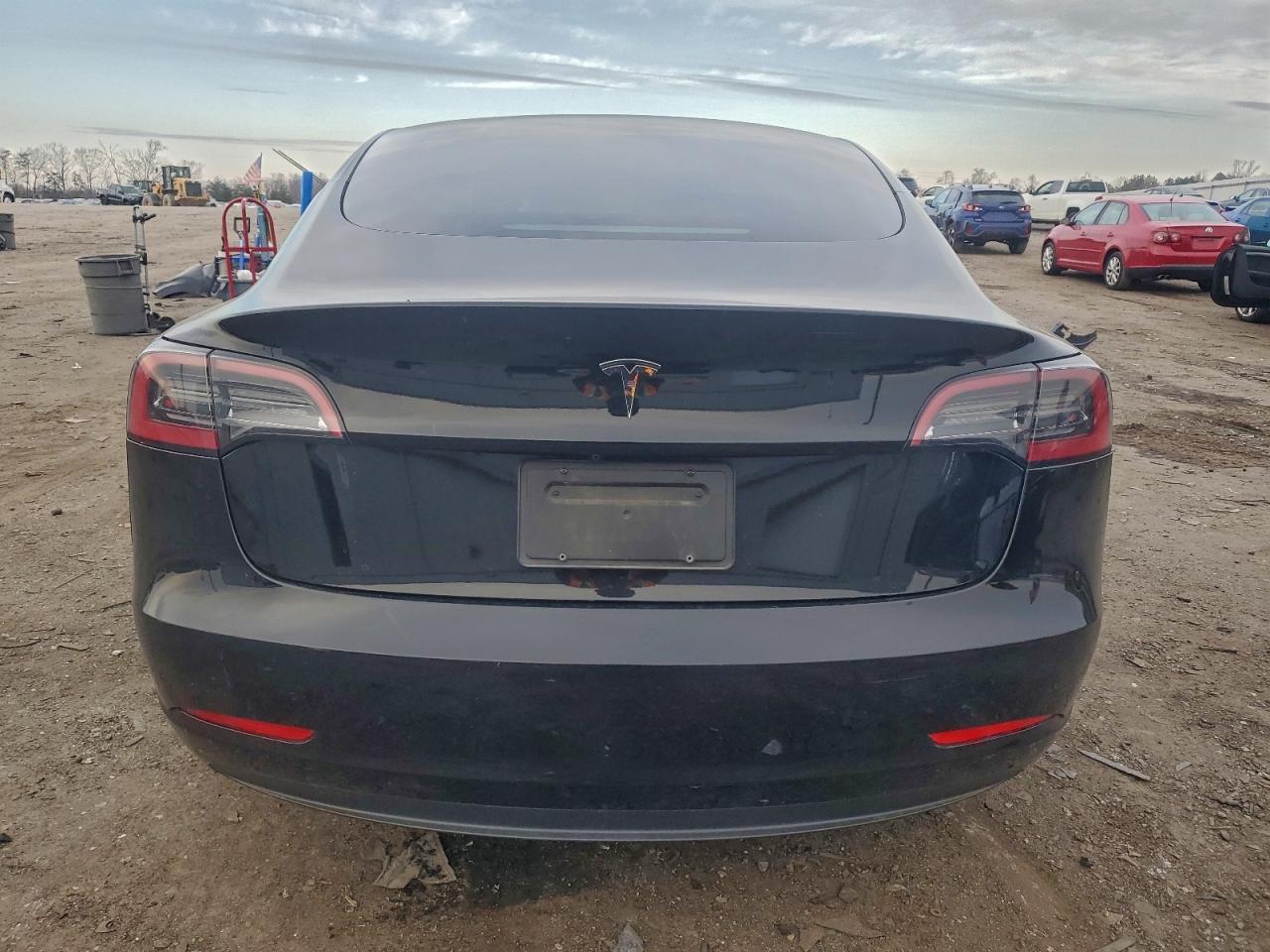 2023 Tesla Model 3 - Image 6