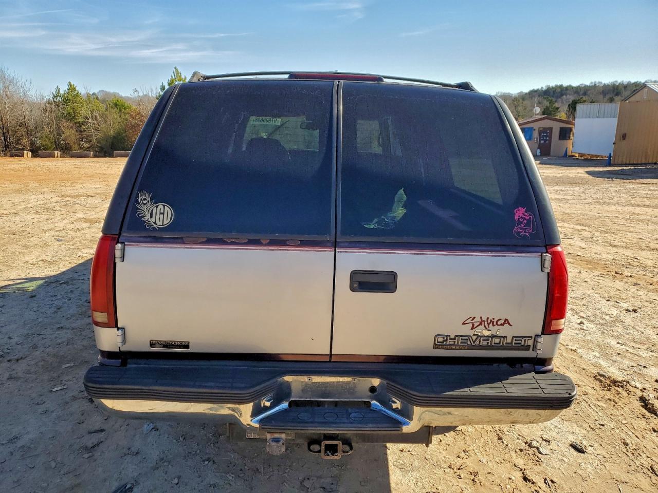 1997 Chevrolet Suburban C1500 - Фото 6