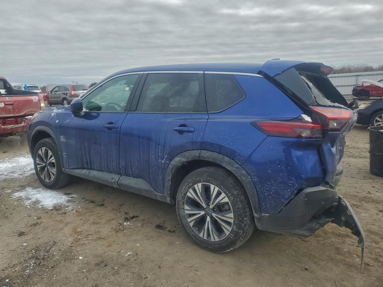 2023 Niss Rogue Sv - Фото 2