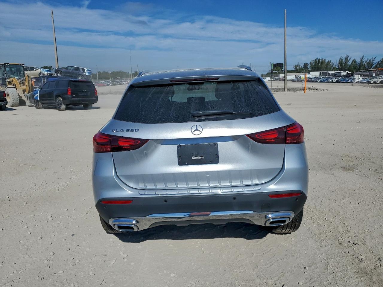 2025 Mercedes-Benz Gla 250 - Image 6