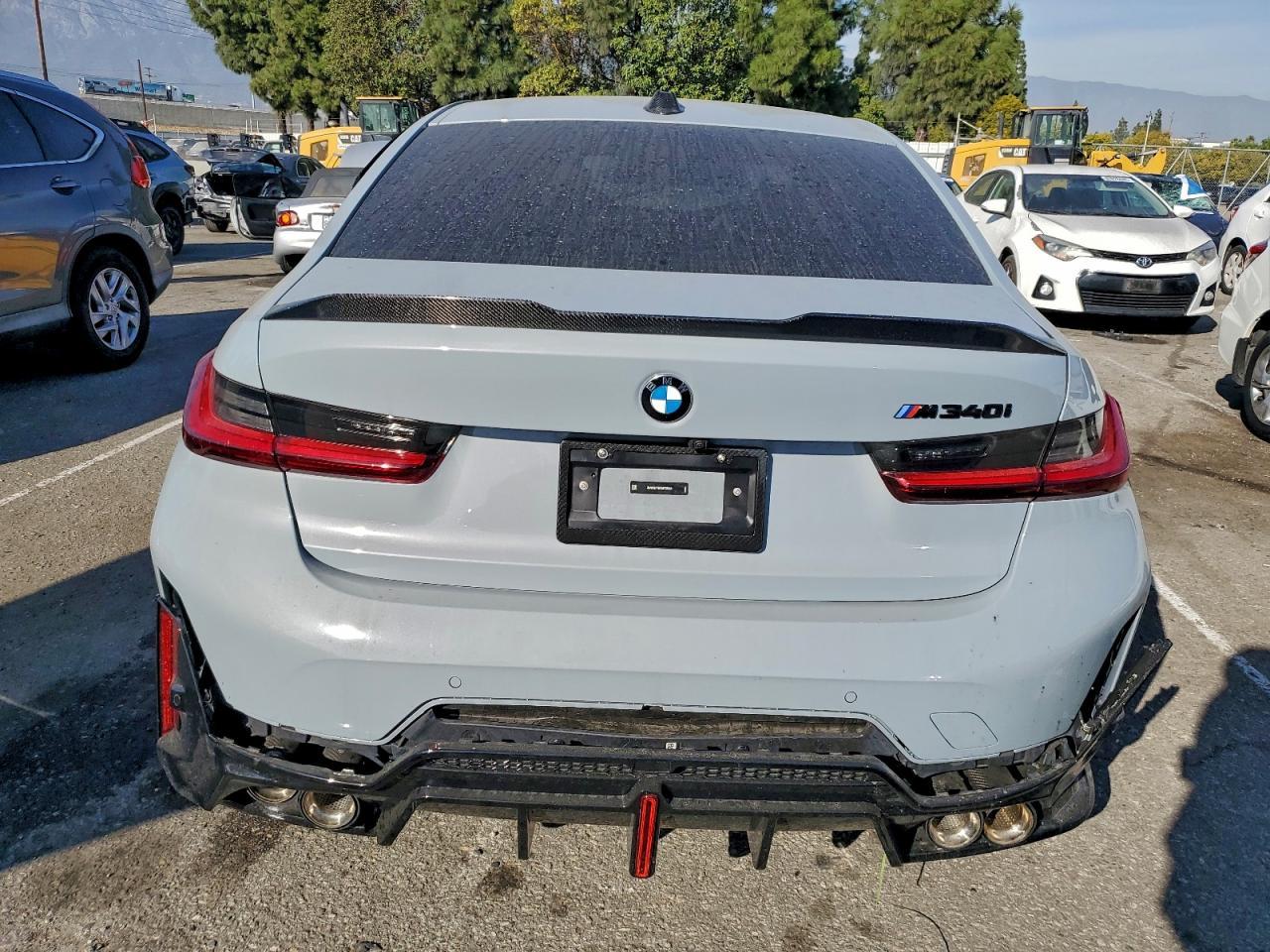 2025 BMW M340I - Фото 6