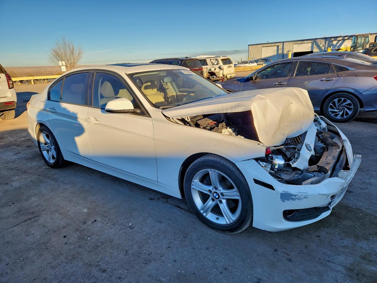 2014 BMW 320 I - Image 4